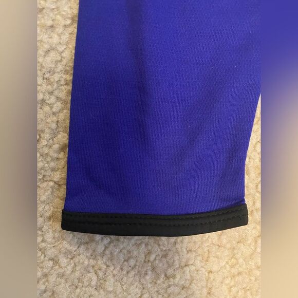 EUC Nike DriFit Size L - Picture 10 of 13